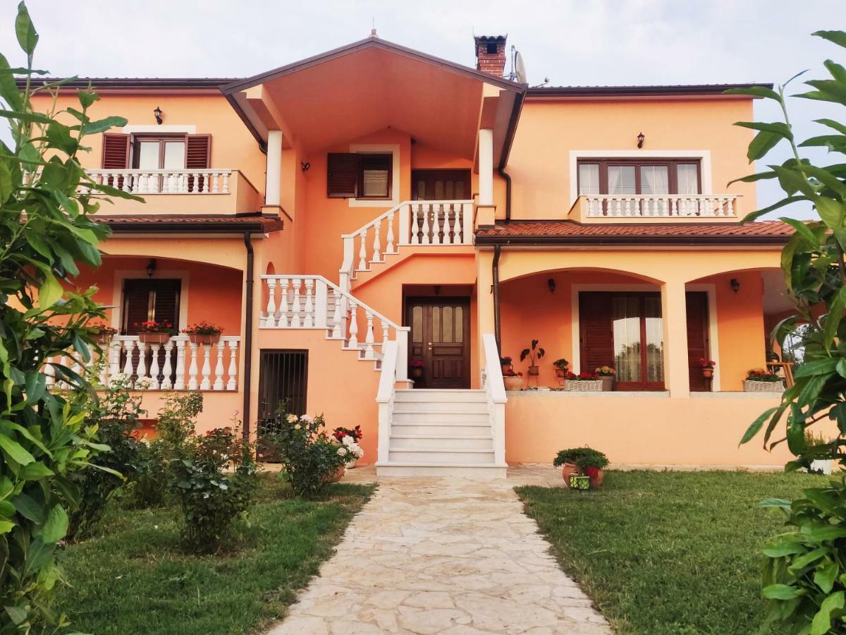 Apartment Luna Umag Kültér fotó